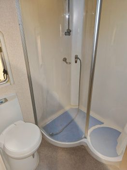 IMG_20250818_155936.jpg