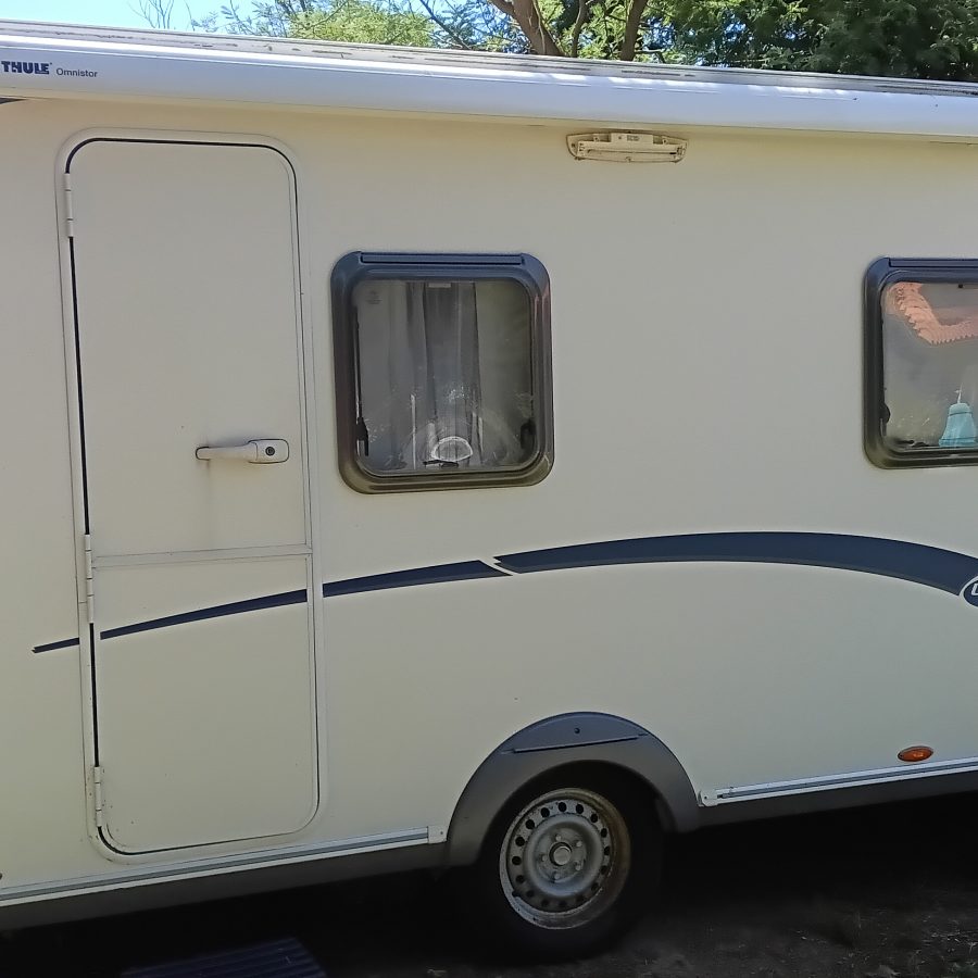 Caravelair allegra 400