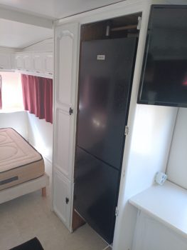 combiné frigo congelateur .png &nbsp;