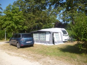Caravane avec  Auvent.JPG &nbsp;