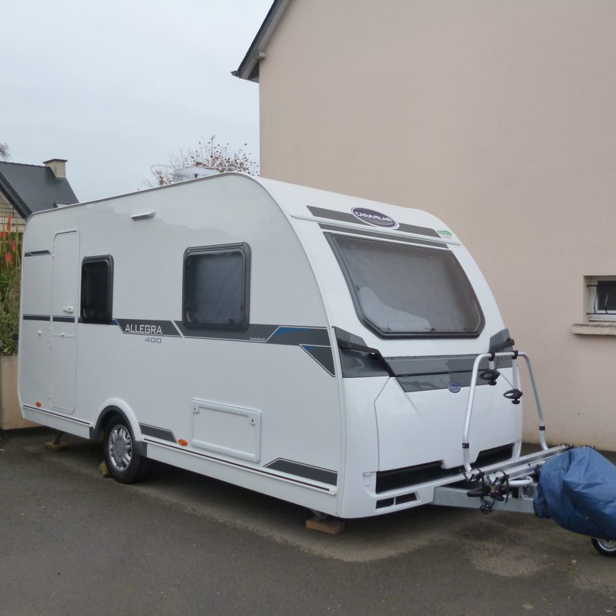 Caravelair  Allegra  400