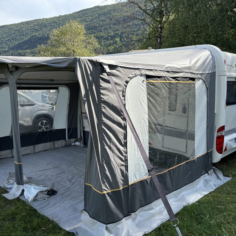 Caravane immatriculé Hobby de luxe