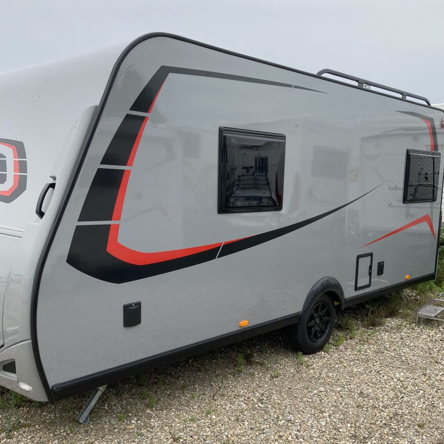 caravane 3.jpg
